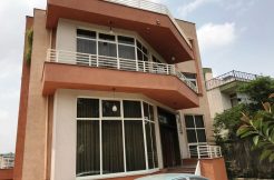 , House For Rent – Jackros Area